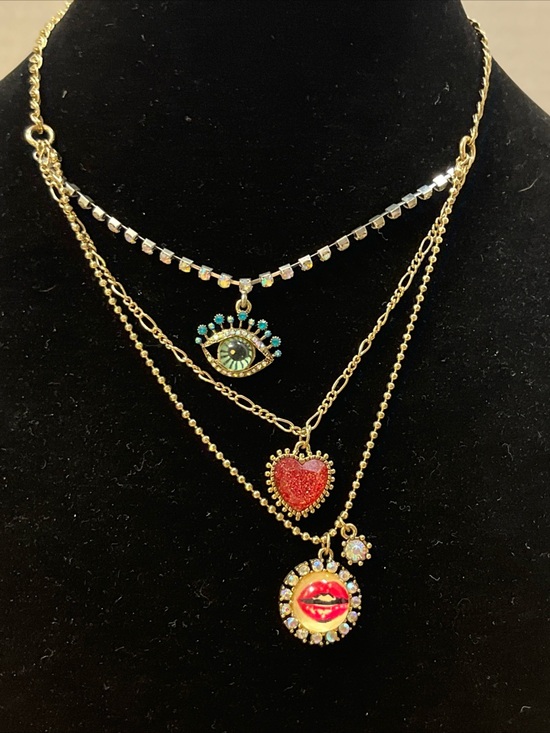 Betsey Johnson Jewelry - Betsey Johnson Eyes Have It 3 layer Necklace Crystal Bubble Charm Red Lips Heart